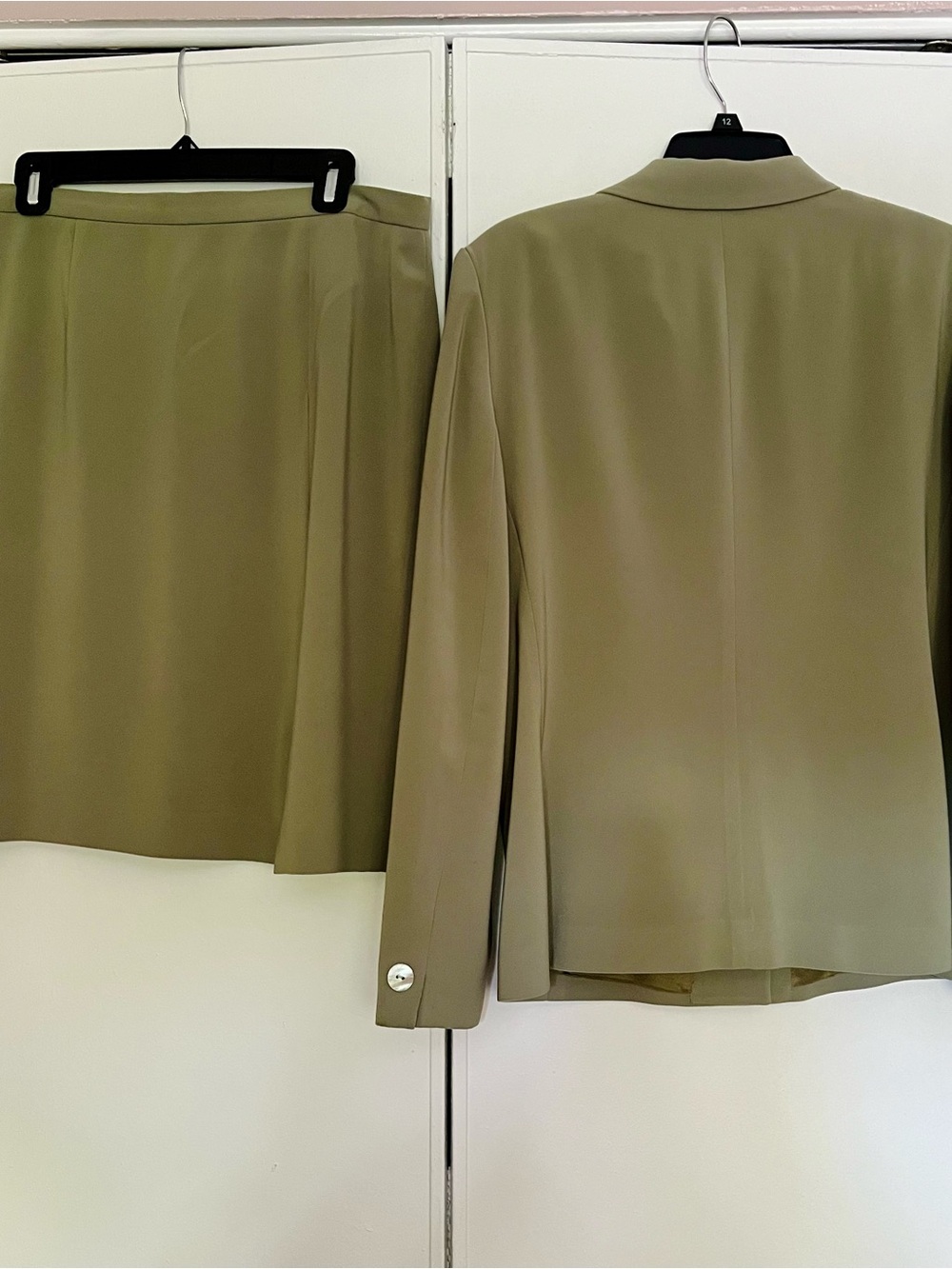 Jones New York Olive Green Pencil Skirt & Jacket Set - Picture 3 of 4